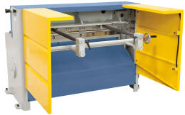 BERNARDO Motorische Tafelscheren MTA 2060 x 3 mm mit man. Hinteranschlag